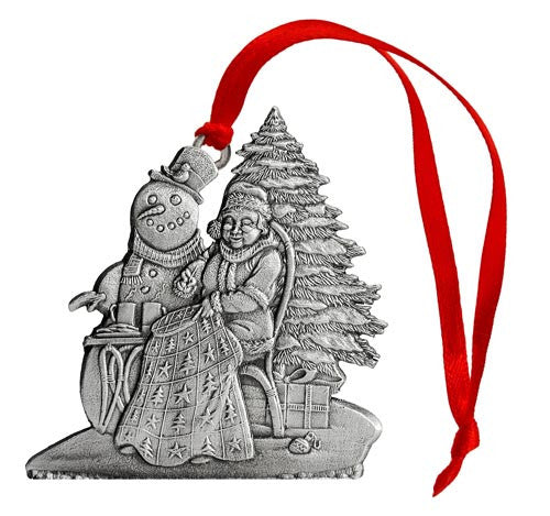 Mrs. Claus with Quilt - Mini Ornament